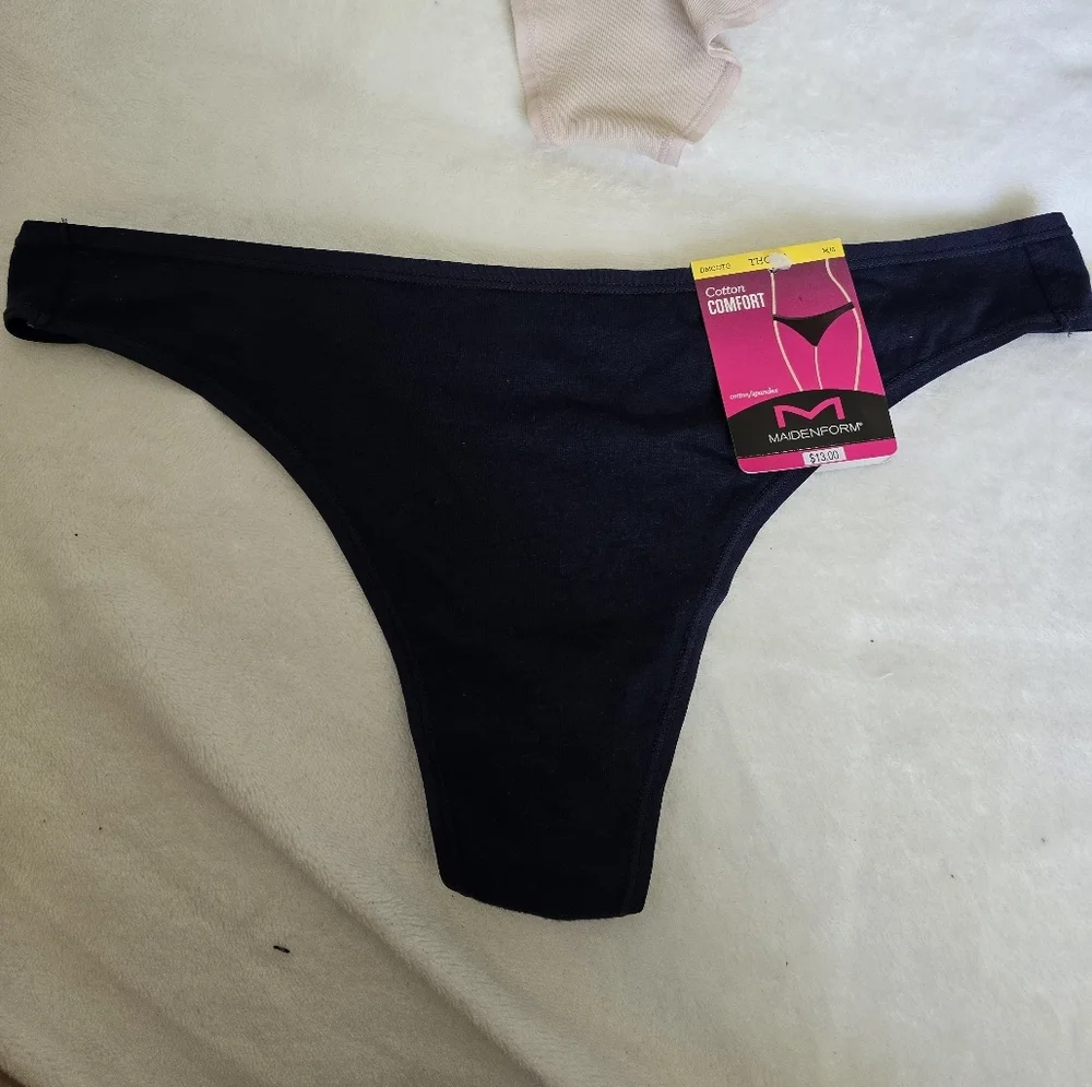 NWT Bundle Of 6 Maidenform Thongs Size Medium